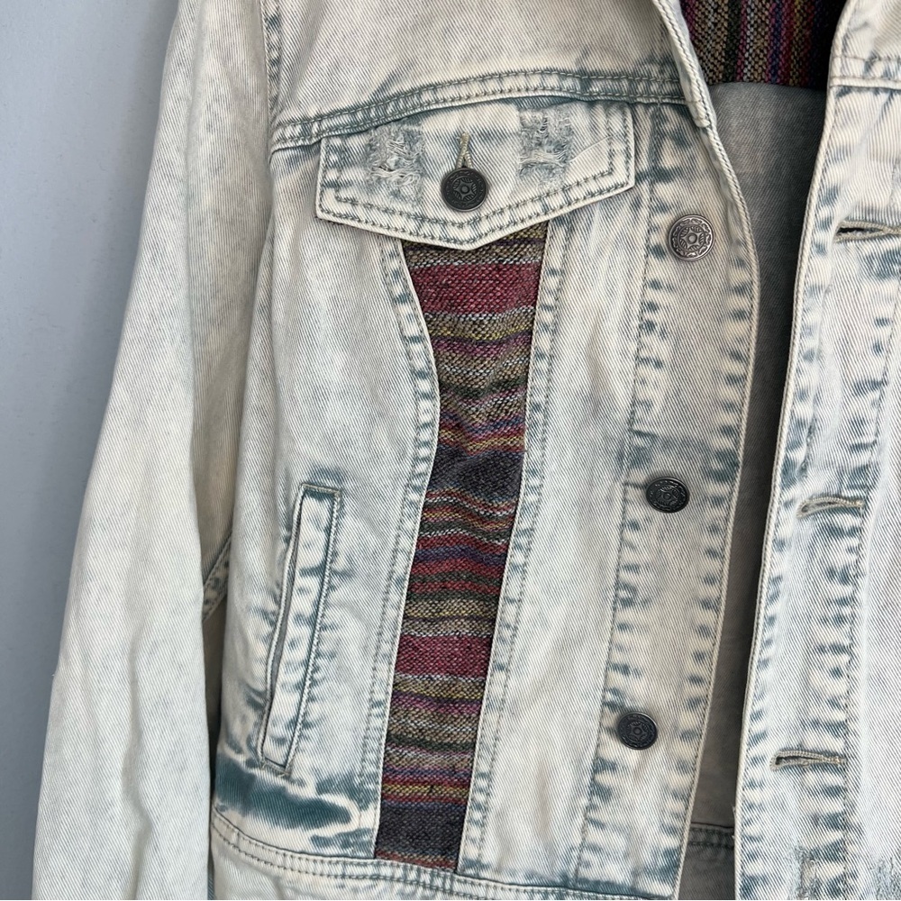 Free People Womens Baja Jean Jacket Trash White Wash Denim Sz 6 Distressed - Picture 5 of 16